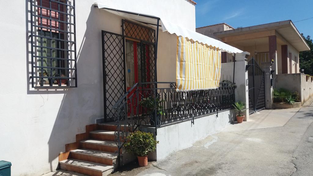 Casa Bianca Da Giusy Konuk evi Birgi Vecchi Dış mekan fotoğraf